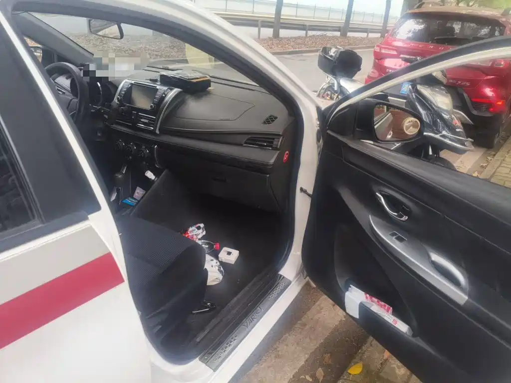 Toyota Yaris L — миниатюра 19