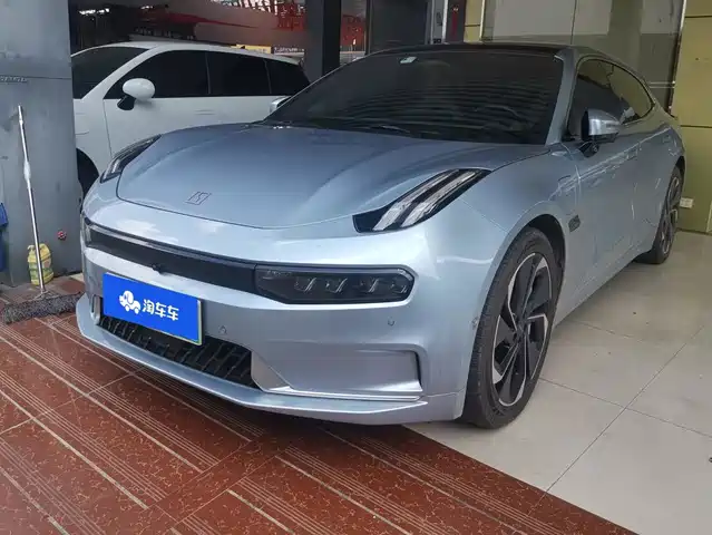 2023 Zeekr 001