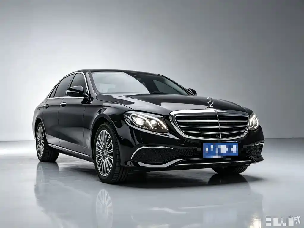 Mercedes-Benz E-Class — миниатюра 3