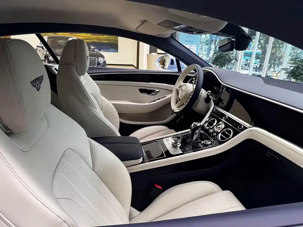 Bentley Continental PHEV — миниатюра 5