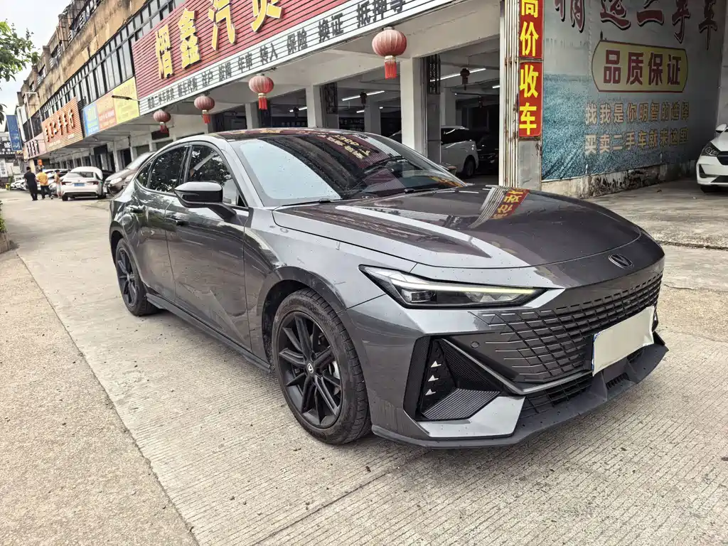 Changan UNI-V — миниатюра 3