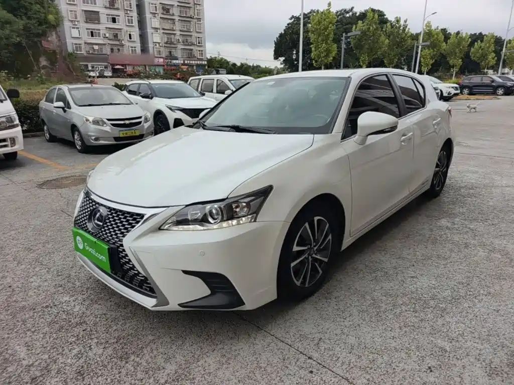 Lexus CT