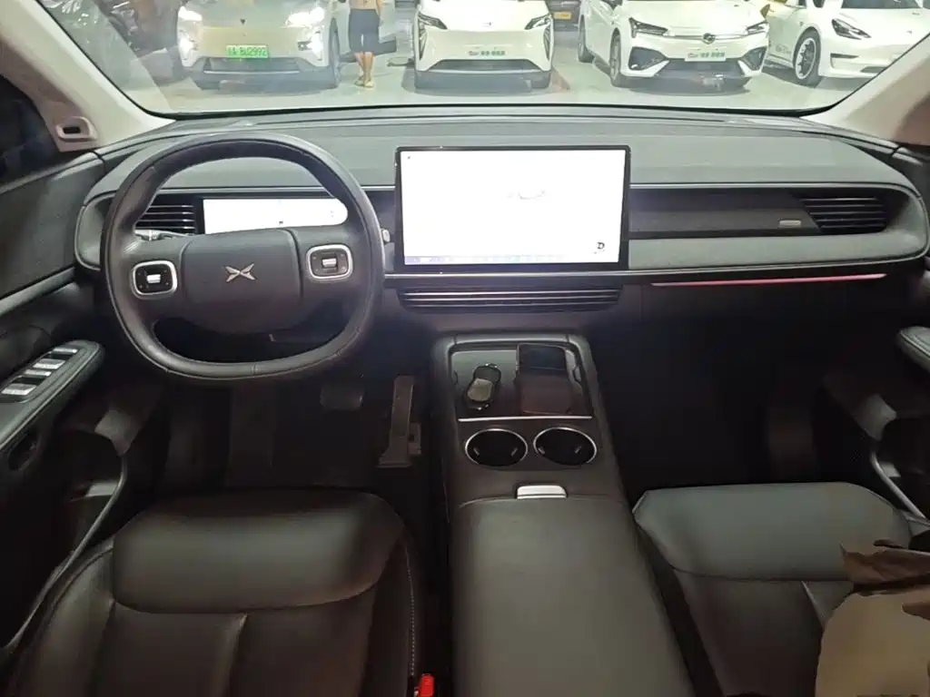 XPeng G6 — миниатюра 10