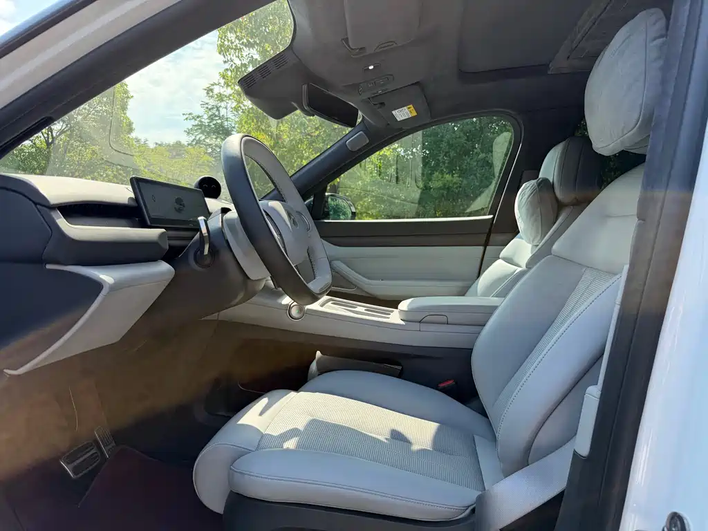 NIO ES8 2023 100kWh