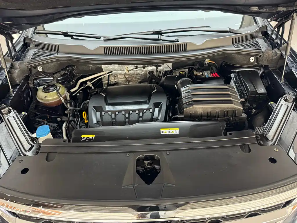 Volkswagen Viloran 2021 380TSI Flagship