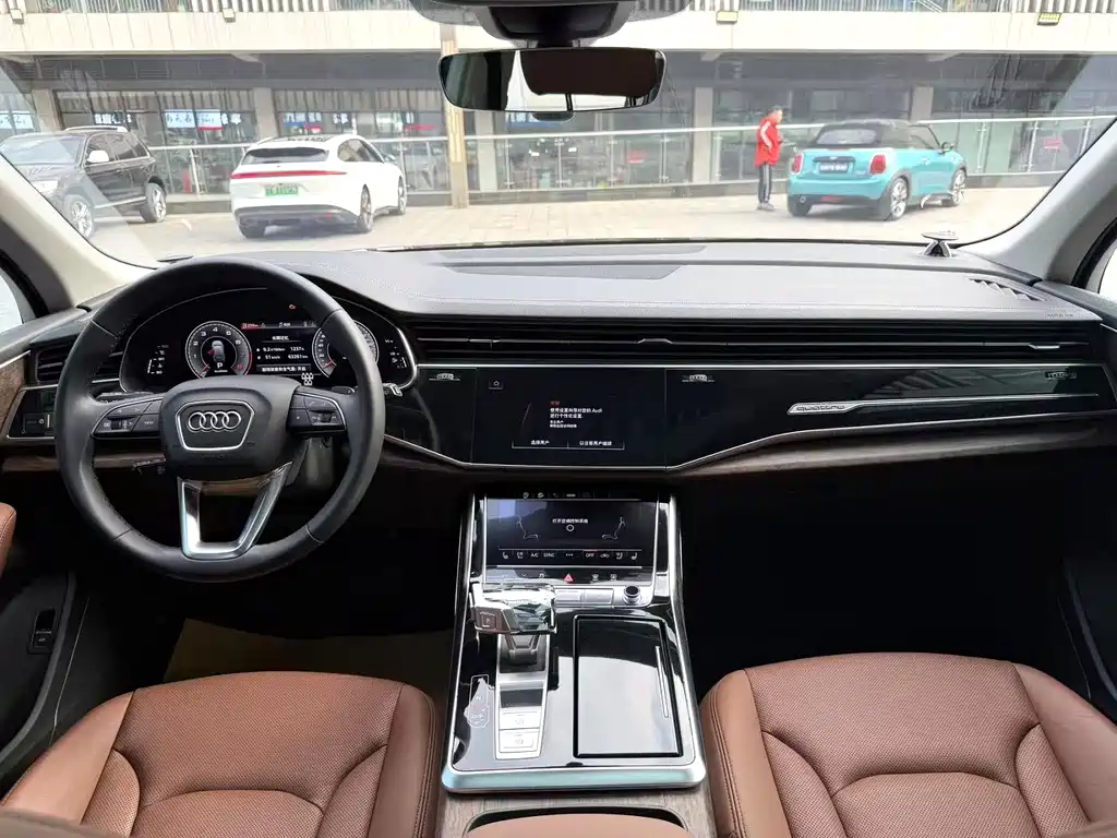 Audi Q7 2023 45 TFSI quattro S line Sport