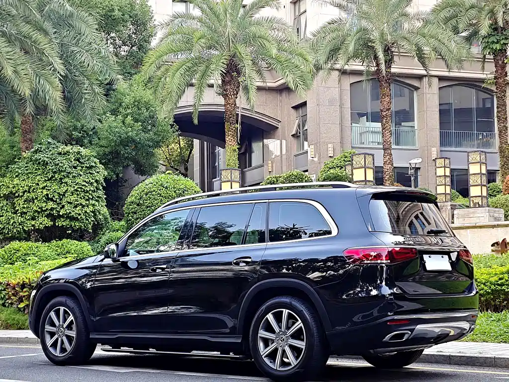 Mercedes-Benz GLS — миниатюра 6