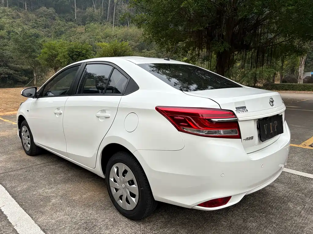 TOYOTA VIOS