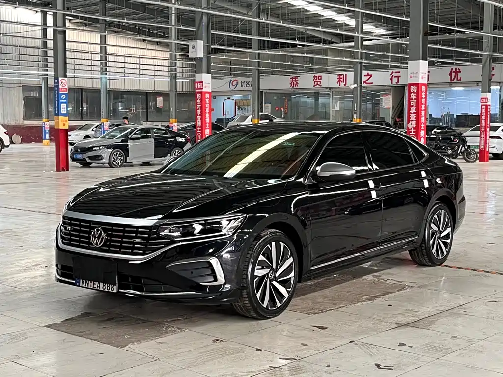 Volkswagen Passat 2024