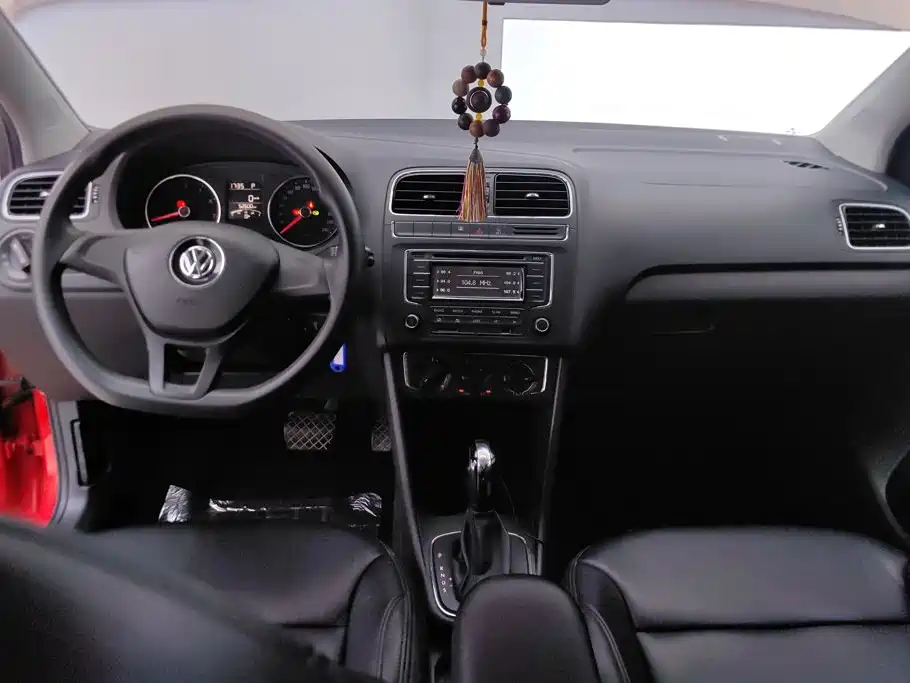 Volkswagen Polo — миниатюра 12