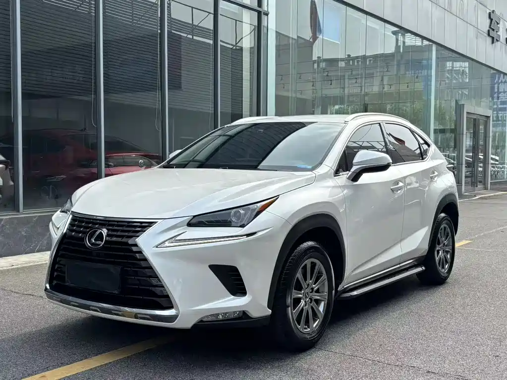 Купить Lexus NX