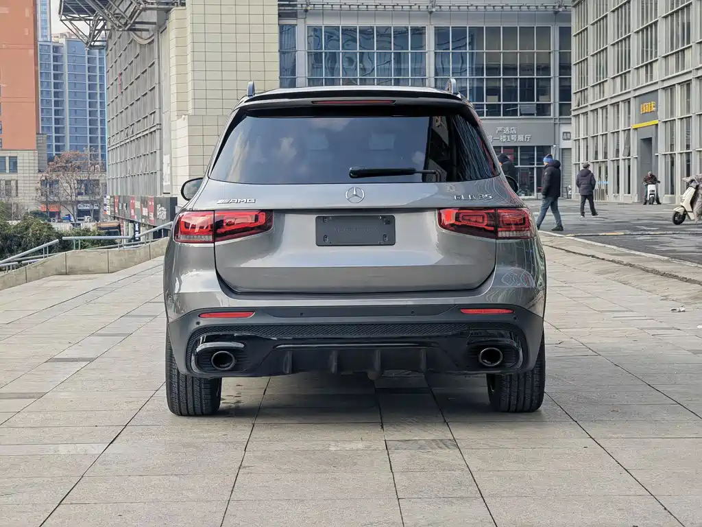 MERCEDES-BENZ GLB AMG