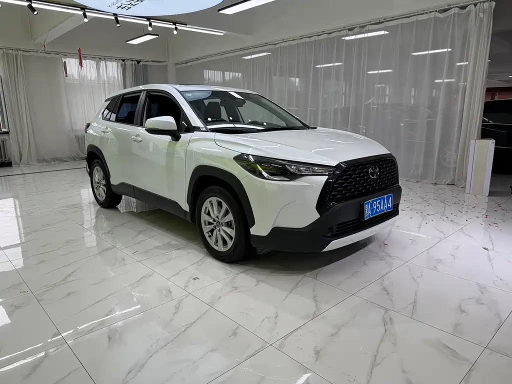 Toyota Corolla Cross — миниатюра 3
