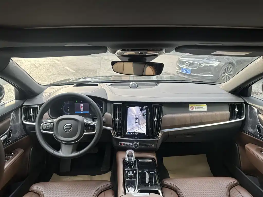 VOLVO S90 PLUG IN HYBRID