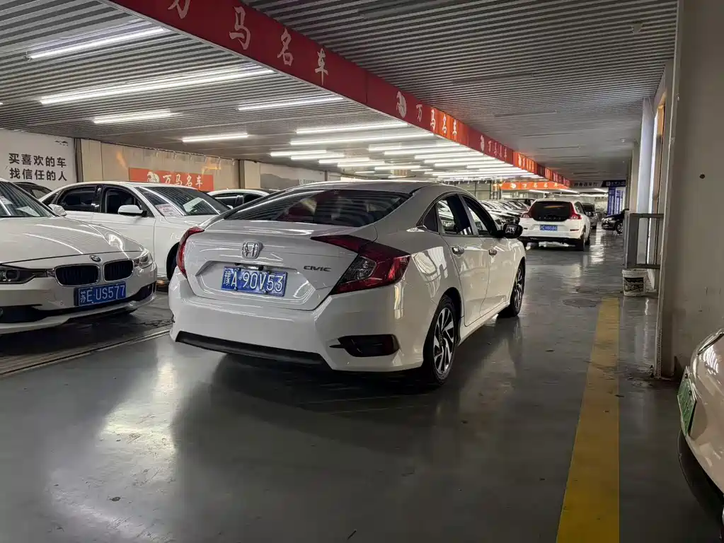 Honda Civic — миниатюра 8