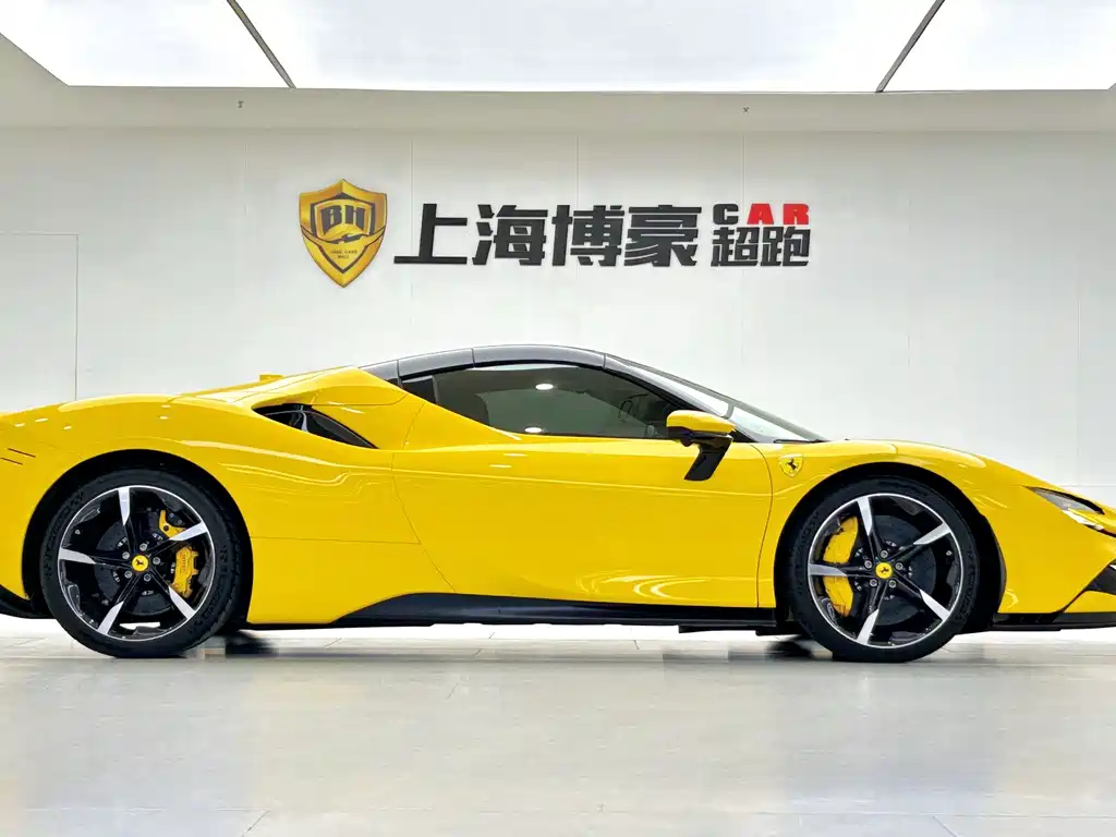 Ferrari SF90 2021 3.9T V8 Spider