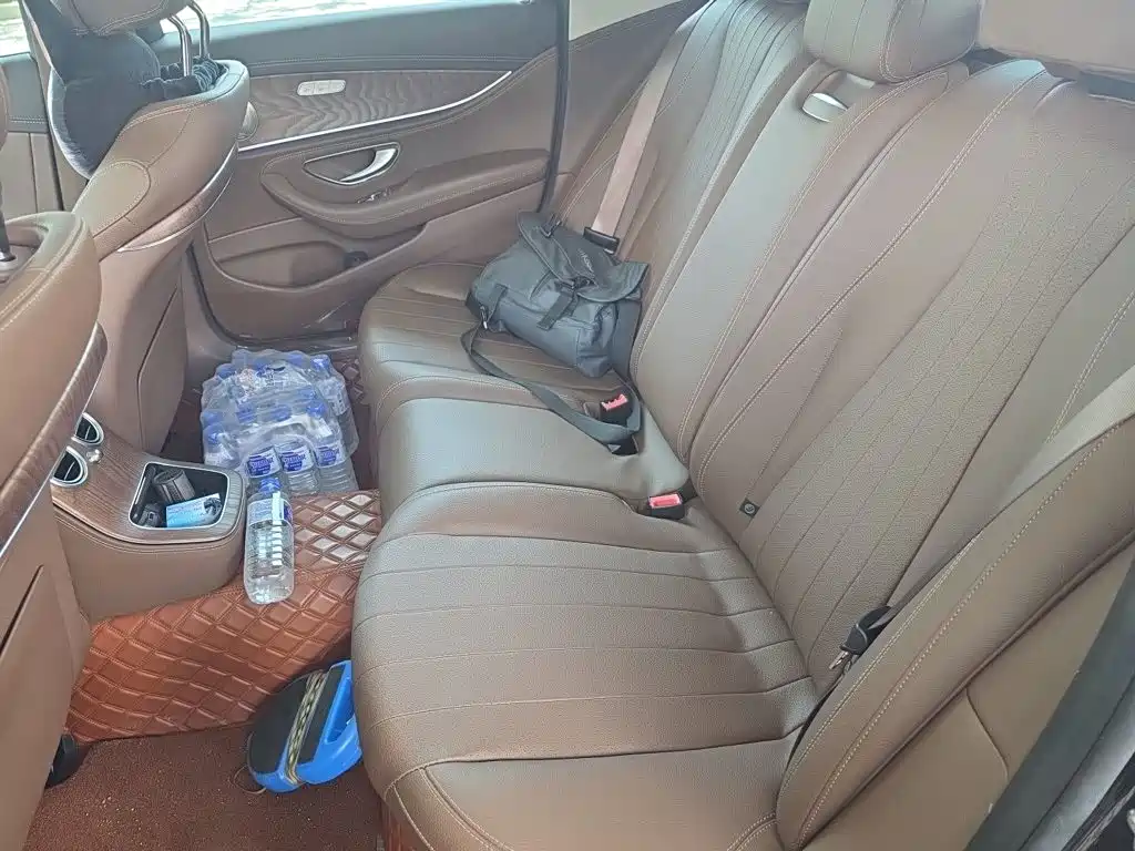 Mercedes-Benz E-Class — миниатюра 14