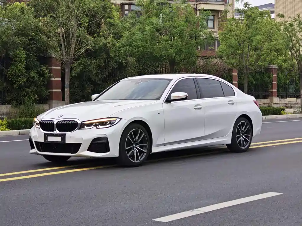 BMW 3 Series 2022