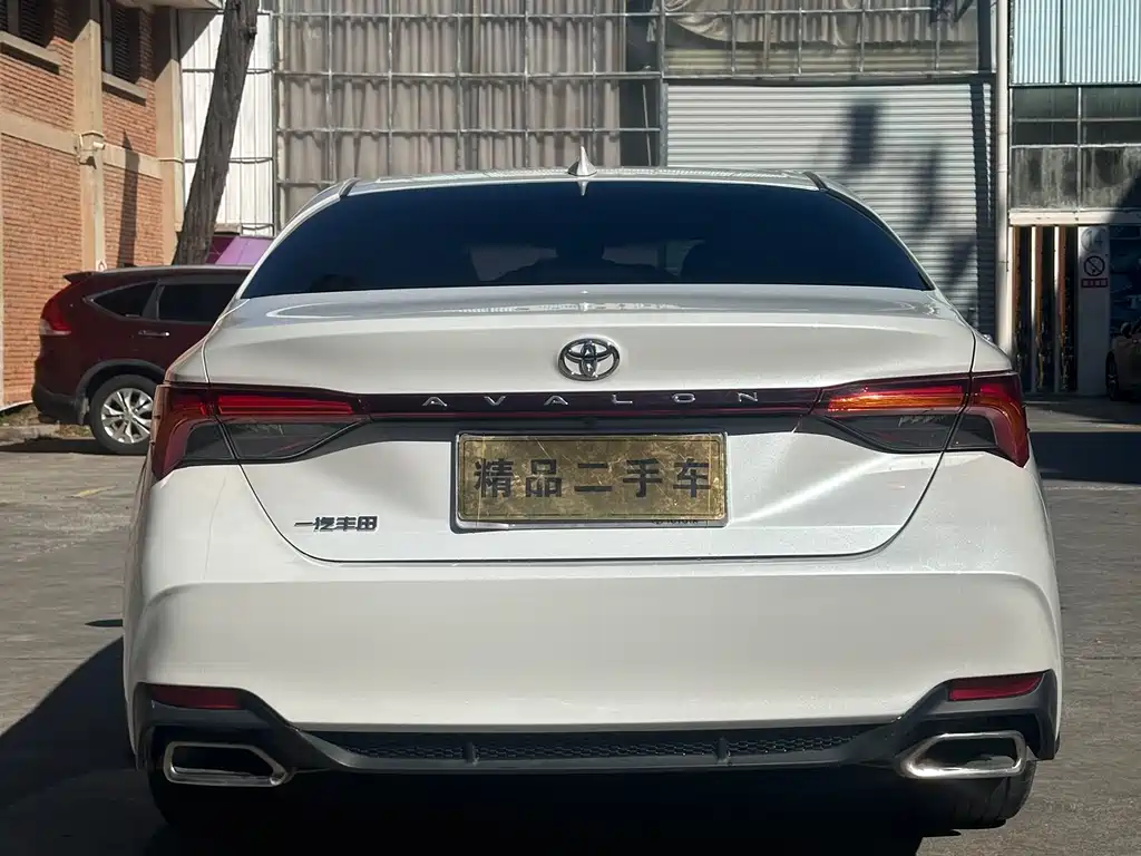 TOYOTA ASIAN DRAGON