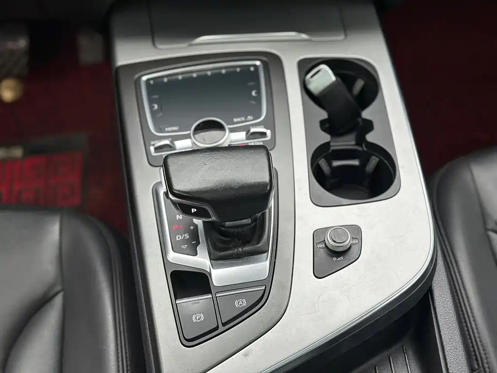 Audi Q7 45 TFSI Tech Type, фото 24