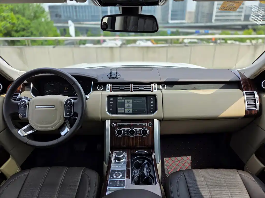 Land Rover Range Rover 2015 3.0 SC V6 Vogue SE Long Wheelbase
