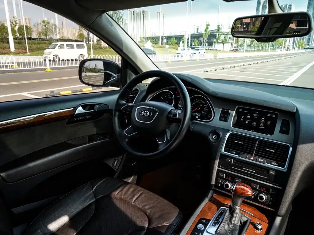 Audi Q7 2014 35 TFSI