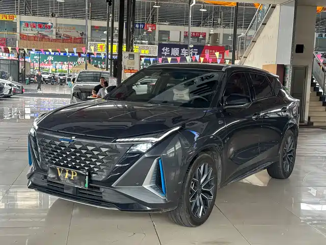 CHANGAN CHANGAN AUCHAN Z6 NEW ENERGY 2024