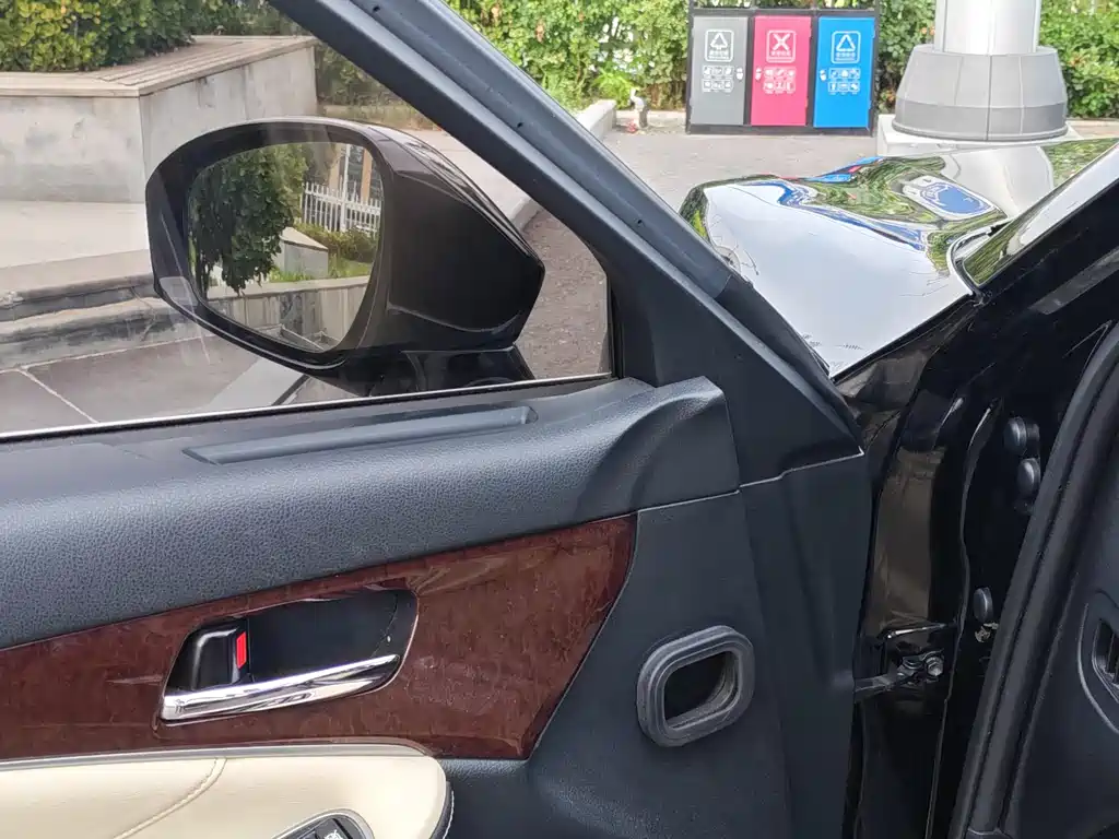 Toyota Crown 2018 2.0T Fashion