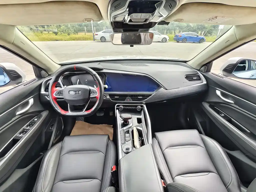 Geely Xingyue — миниатюра 13