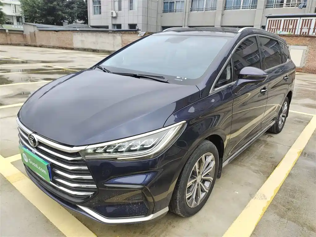BYD SONG MAX