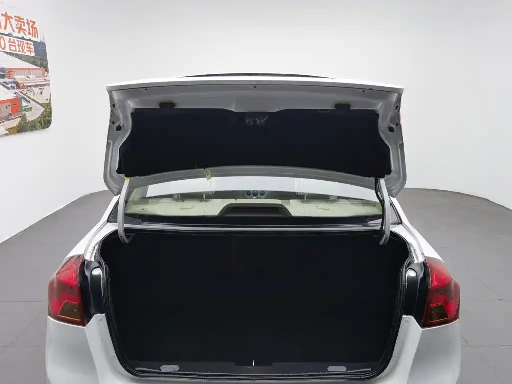 Buick Excelle — миниатюра 16