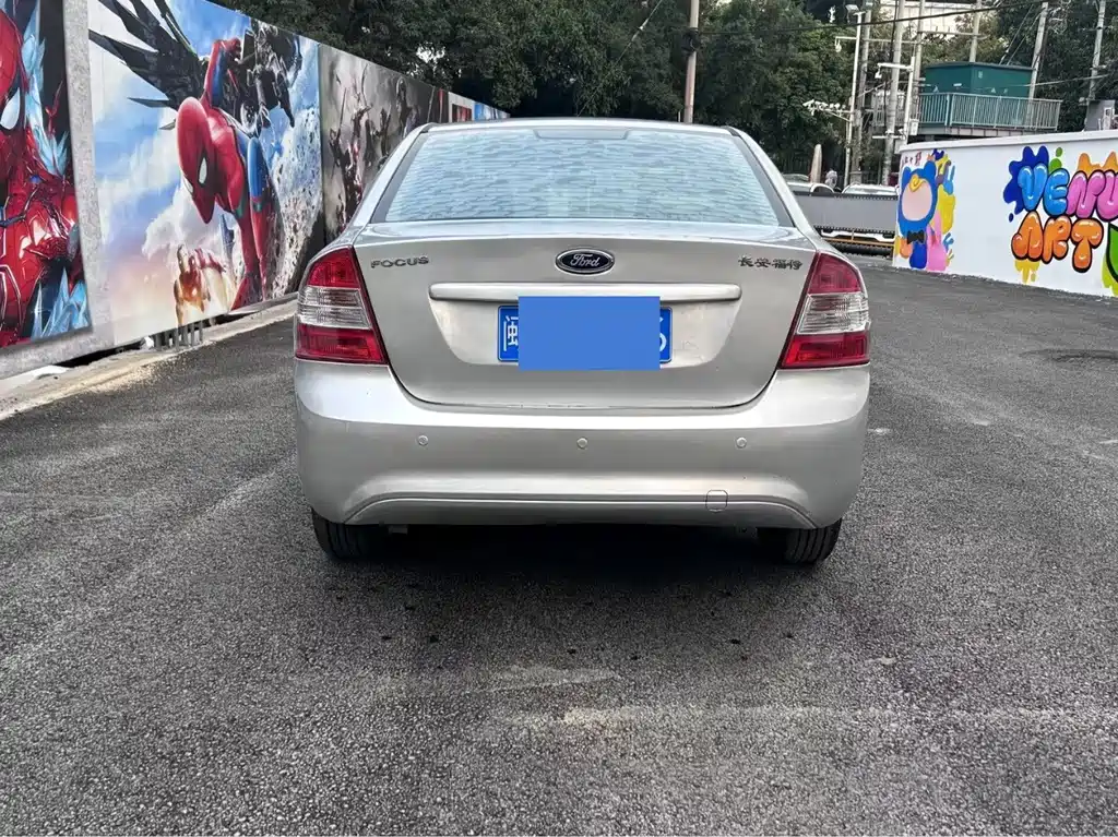 Ford Focus — миниатюра 8