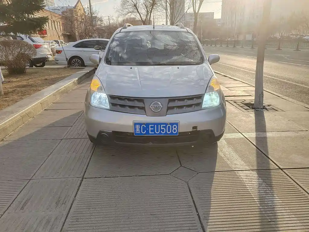 Nissan Livina — миниатюра 2