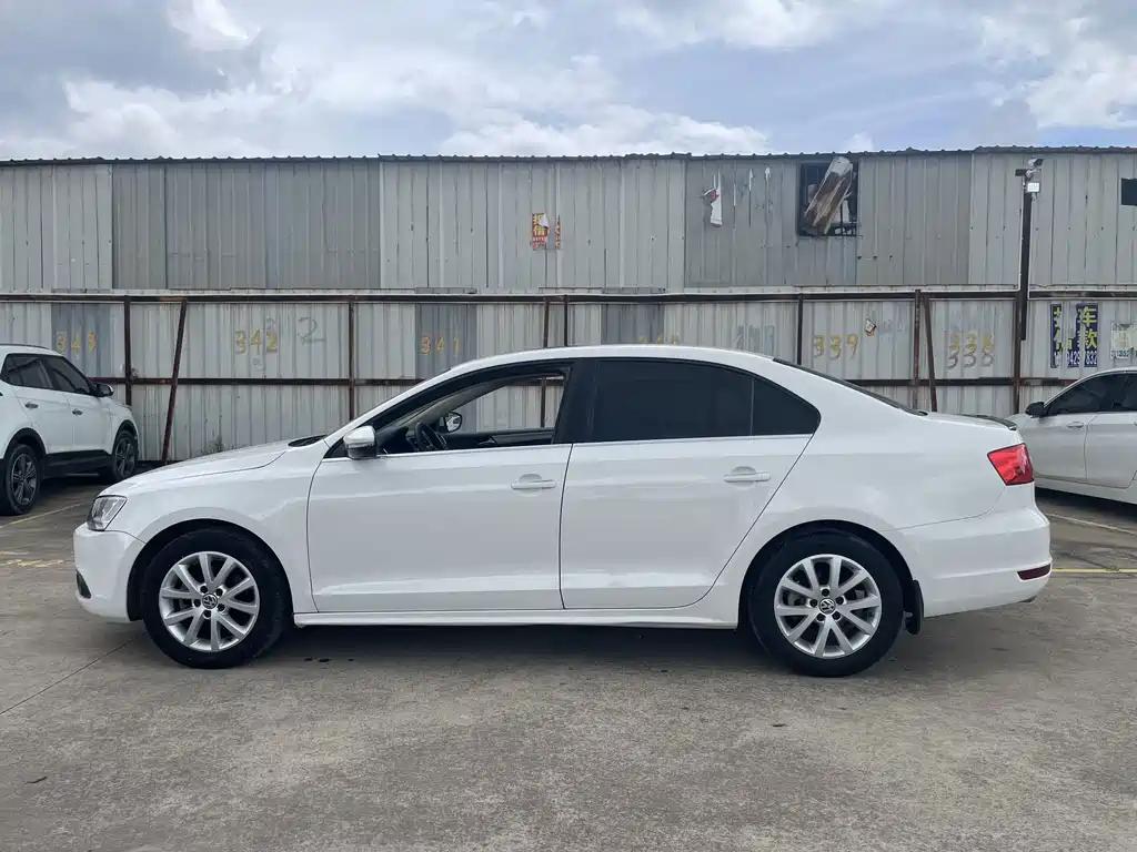 Volkswagen Sagitar — миниатюра 7