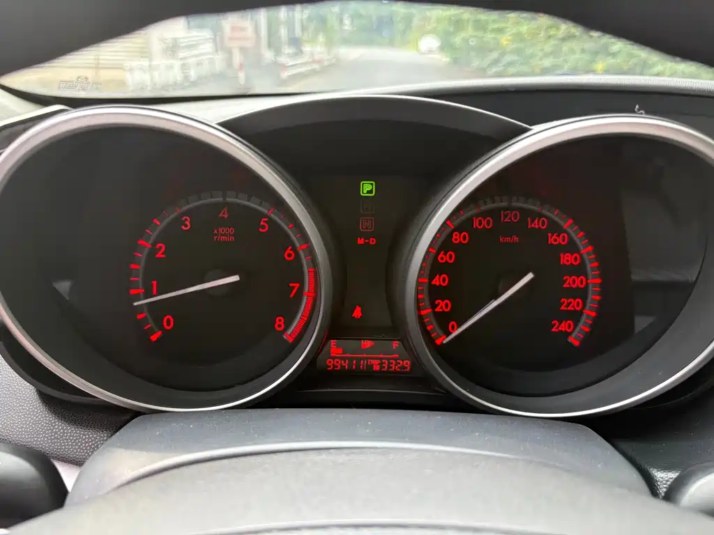 Mazda 3 Xingcheng — миниатюра 9