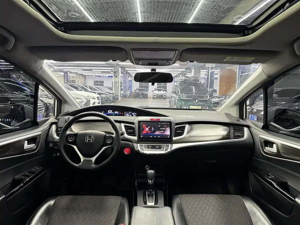Honda Jade — миниатюра 7