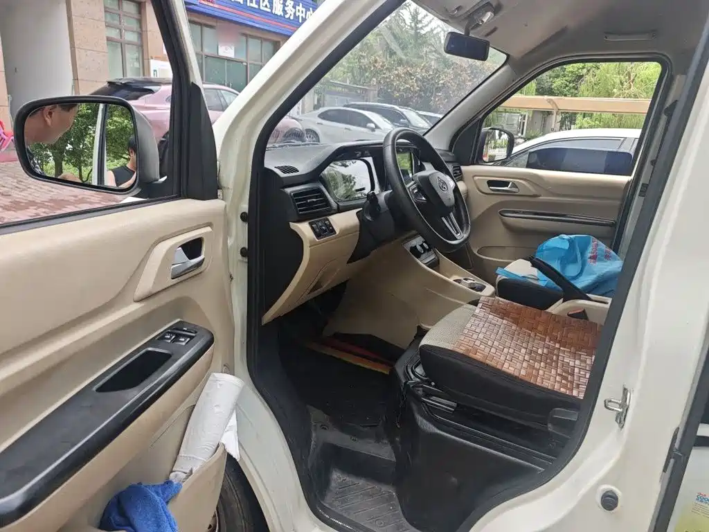Kuayue Kuayue Star V7 EV — миниатюра 14