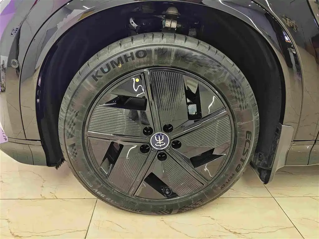 BYD Song L EV L EV 2025 Smart Drive 550km