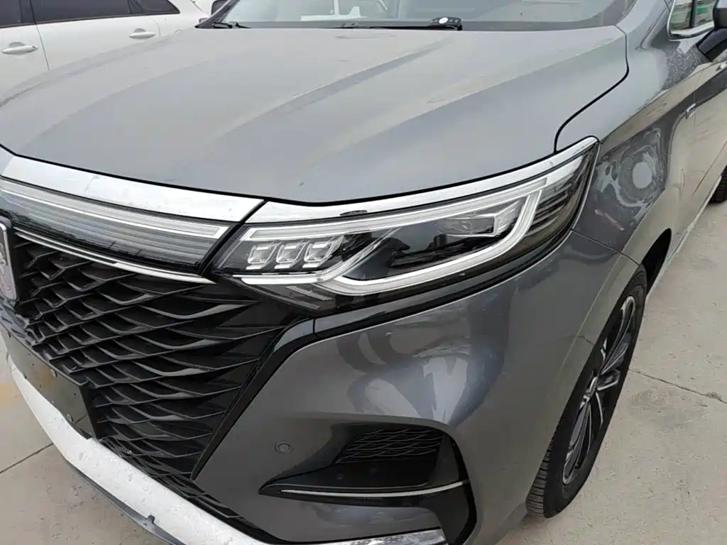 Roewe iMAX8 — миниатюра 24