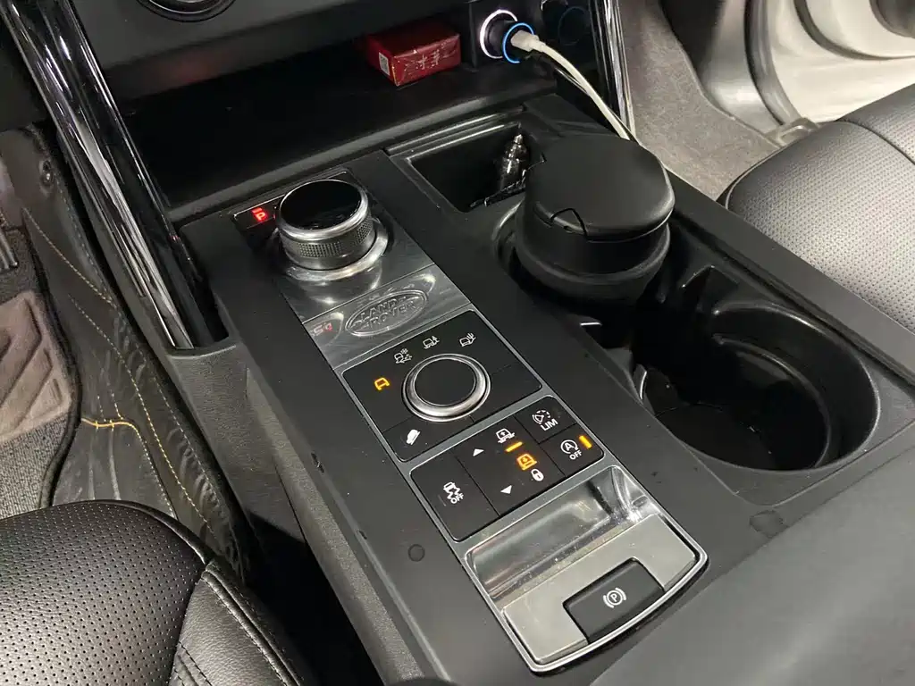 Land Rover Discovery 2018 2.0T SE