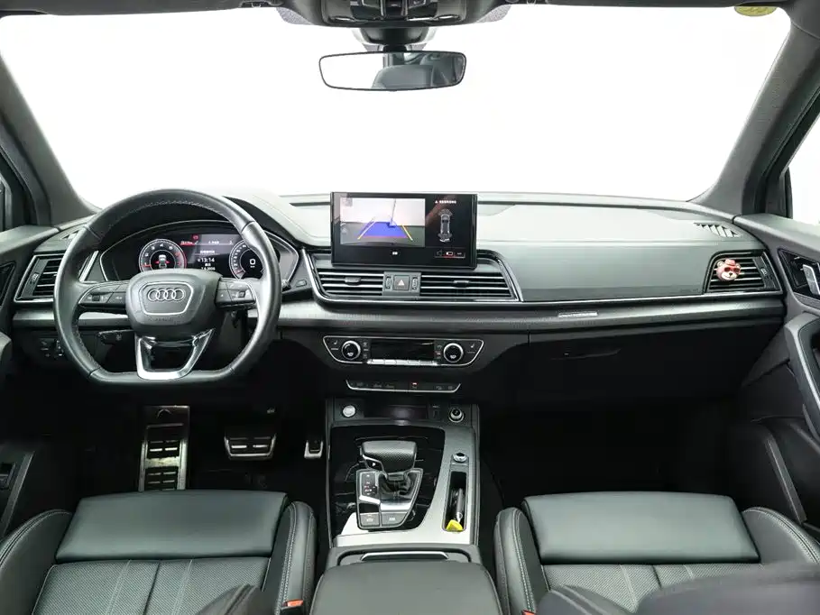 Audi Q5L 2025 40 TFSI Luxury