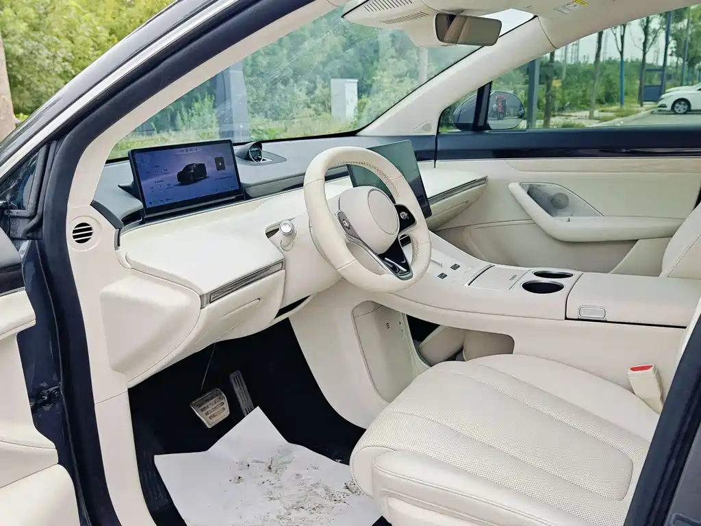 Luxeed R7 2024 667km Pro