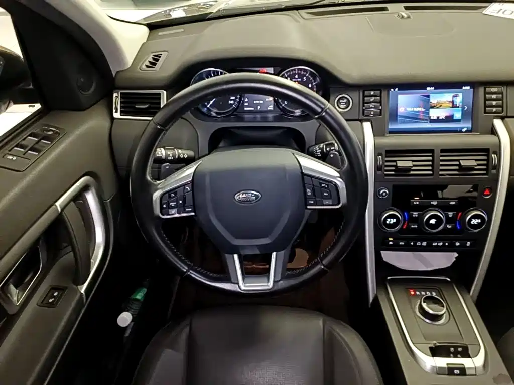 Land Rover Discovery Sport — миниатюра 11