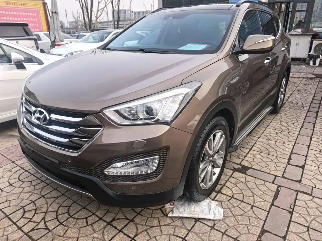 Hyundai Santa Fe 2014