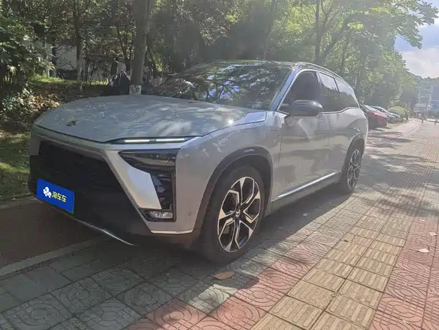 2021 Nio ES8