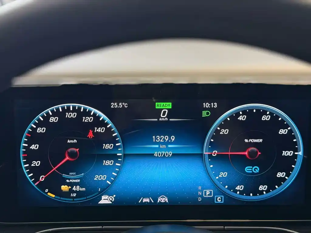 Mercedes-Benz EQC — миниатюра 6