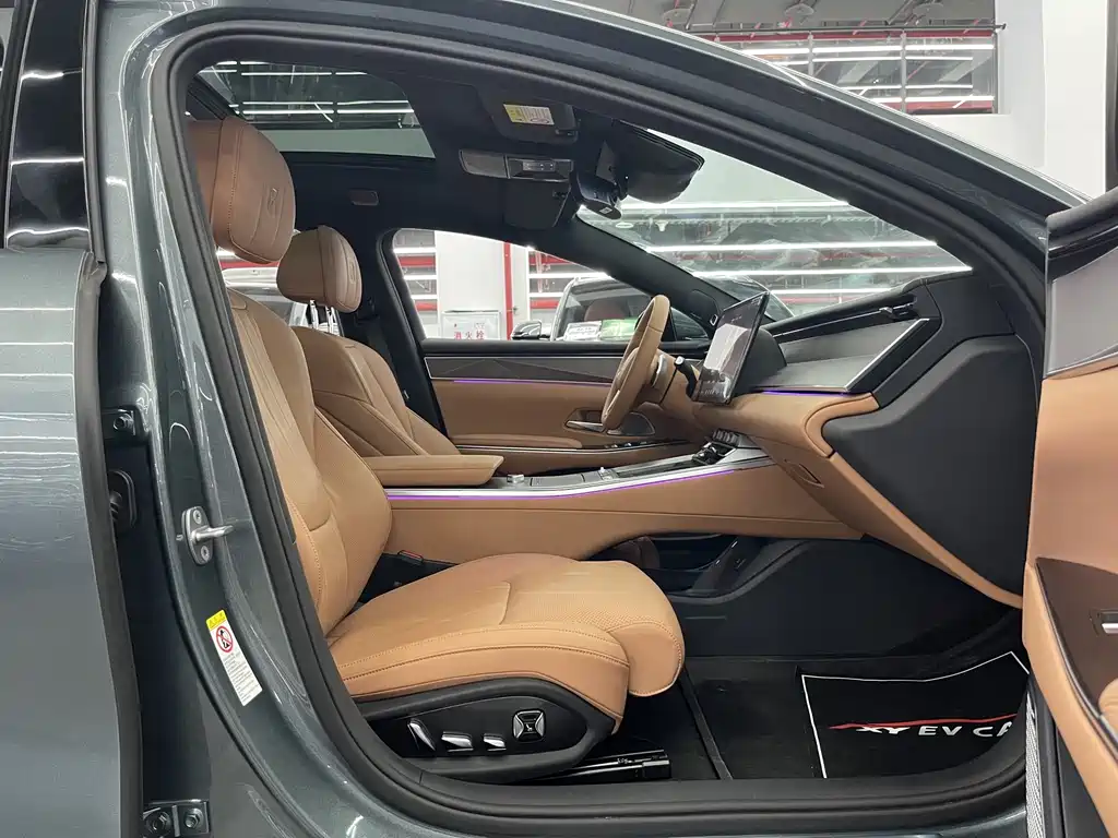 BYD Han L — миниатюра 9