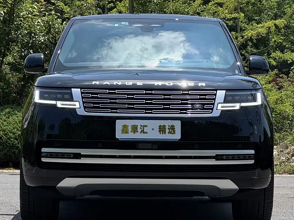 Land Rover Range Rover 2025 3.0 L6 400PS Long Wheelbase
