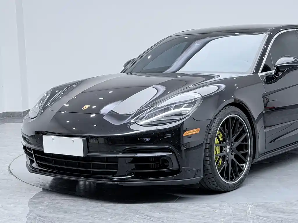 Porsche Panamera — миниатюра 9