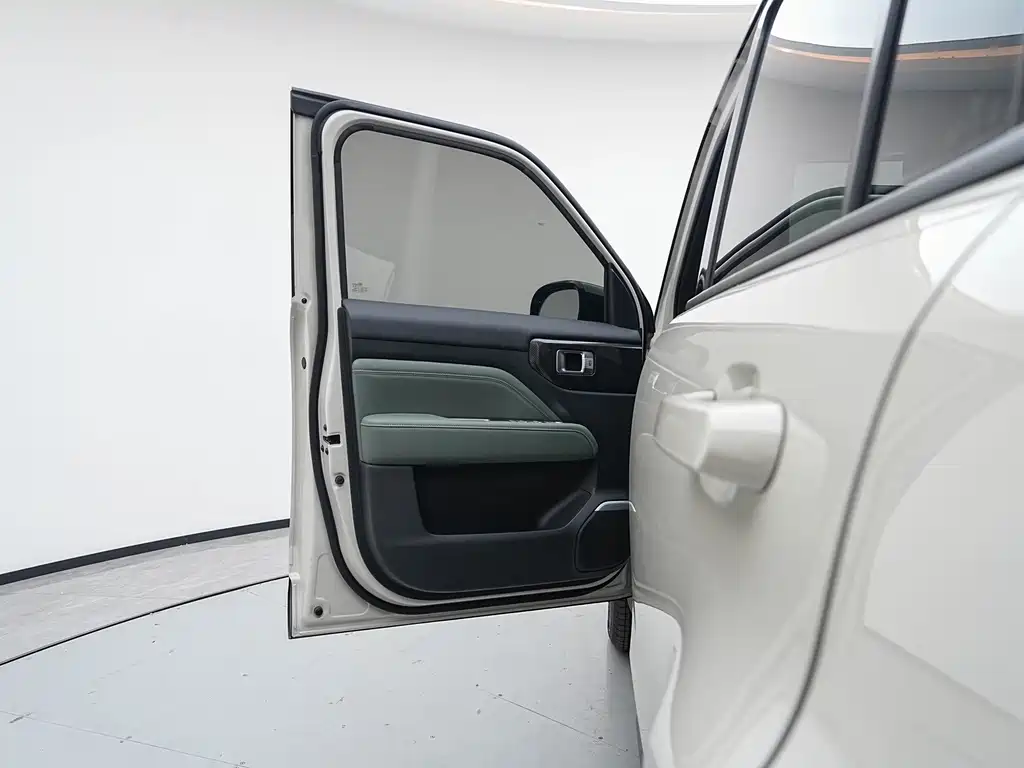 Baojun Yueye Plus — миниатюра 15